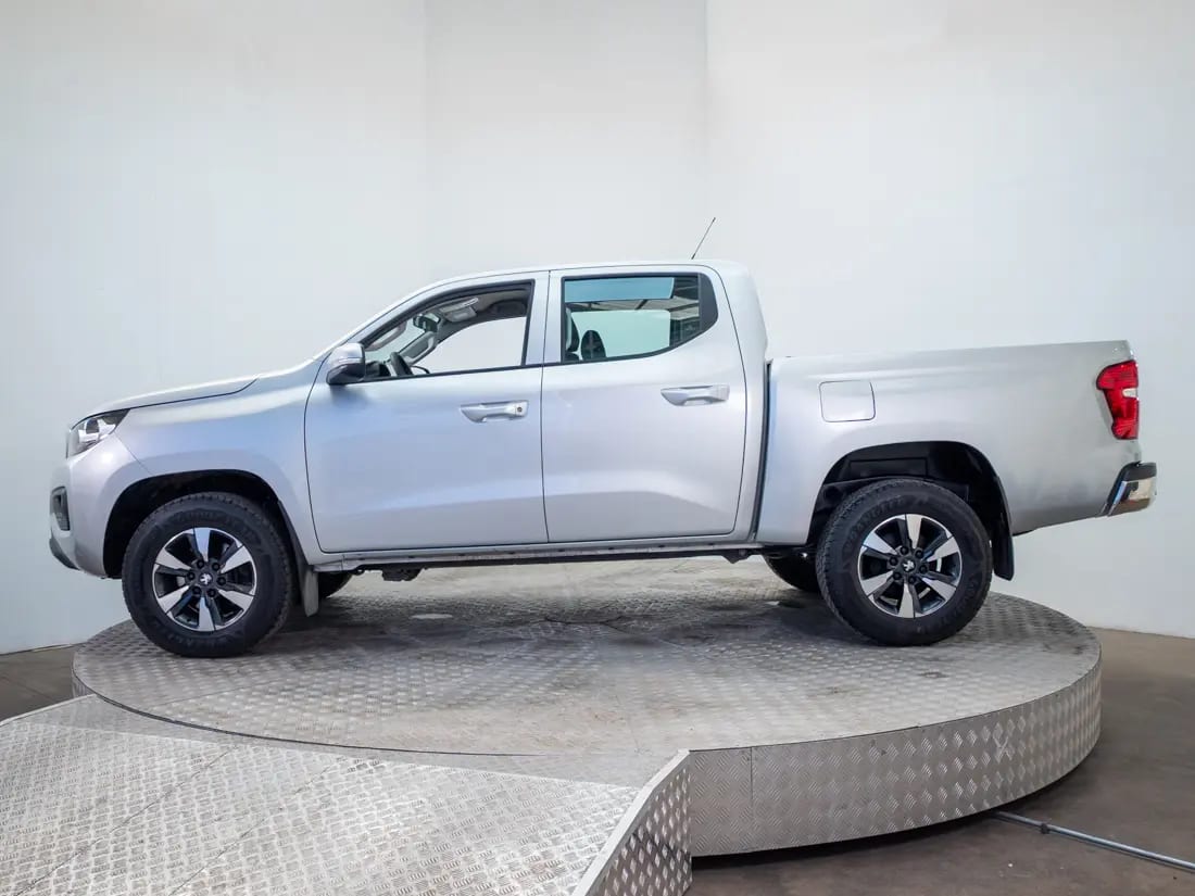 Peugeot Landtrek Landtrek Active Diesel 180hp 4x4 At año 2025