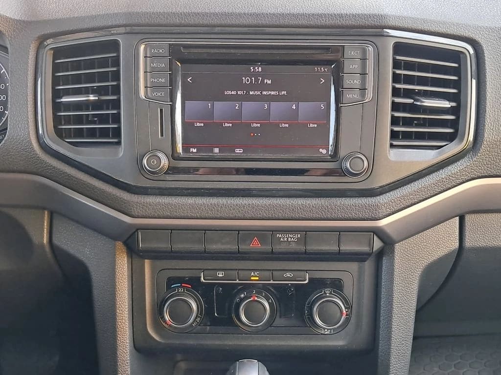 Volkswagen Amarok Comfortline At 4x4 2.0 año 2023