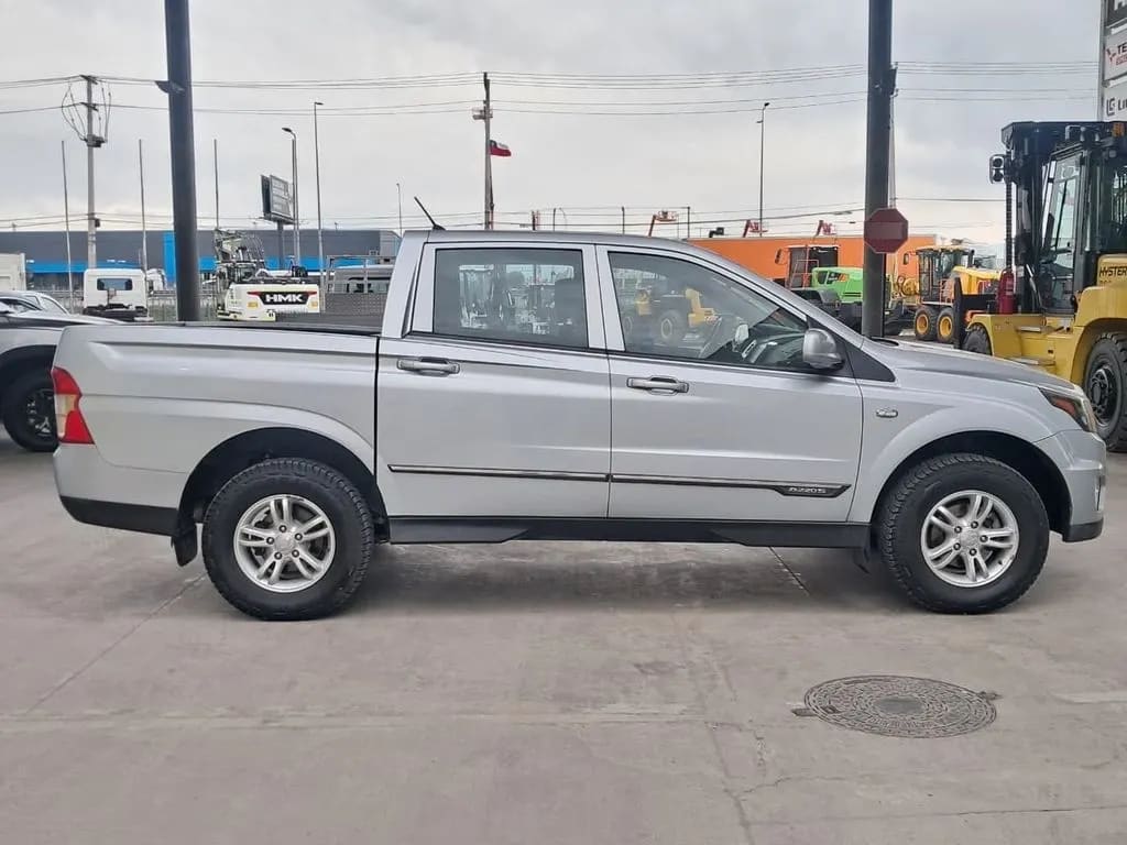 Ssangyong Actyon Sports 2.2 Mt 4x2 año 2020
