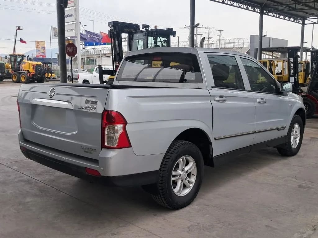 Ssangyong Actyon Sports 2.2 Mt 4x2 año 2020