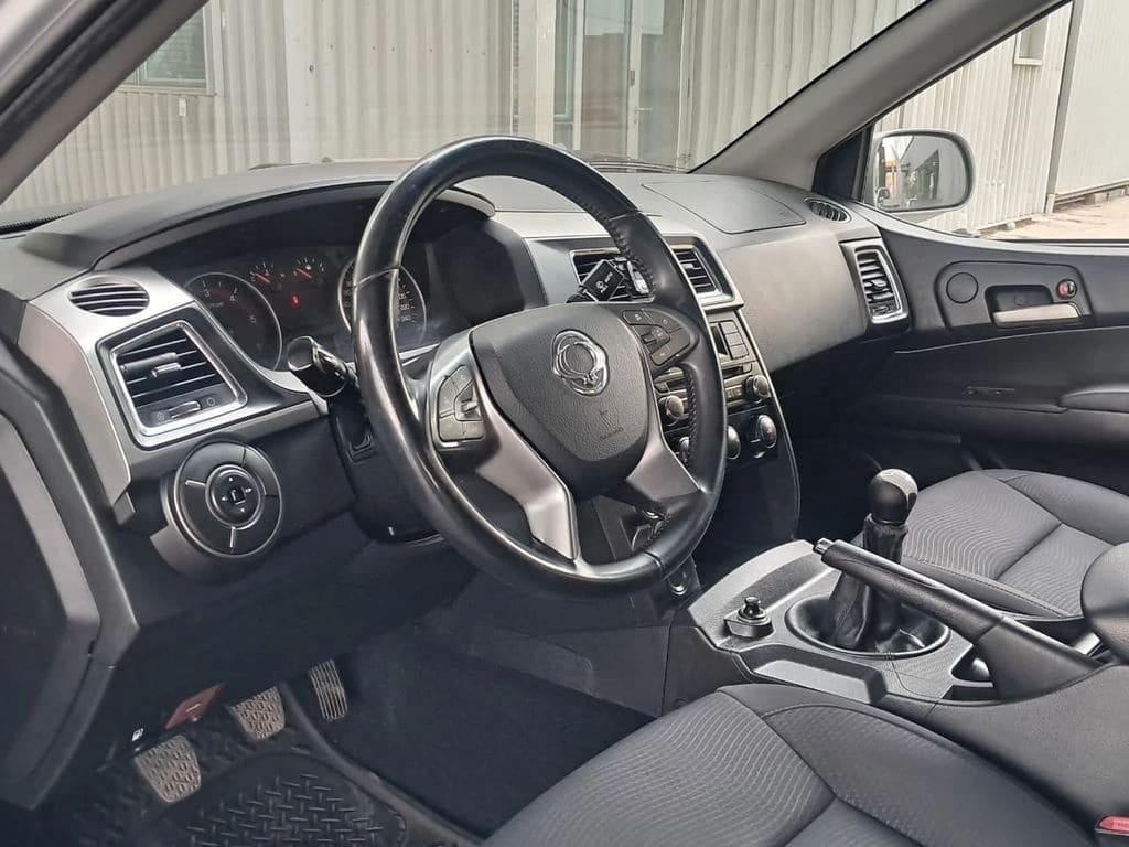 Ssangyong Actyon Sports 2.2 Mt 4x2 año 2020