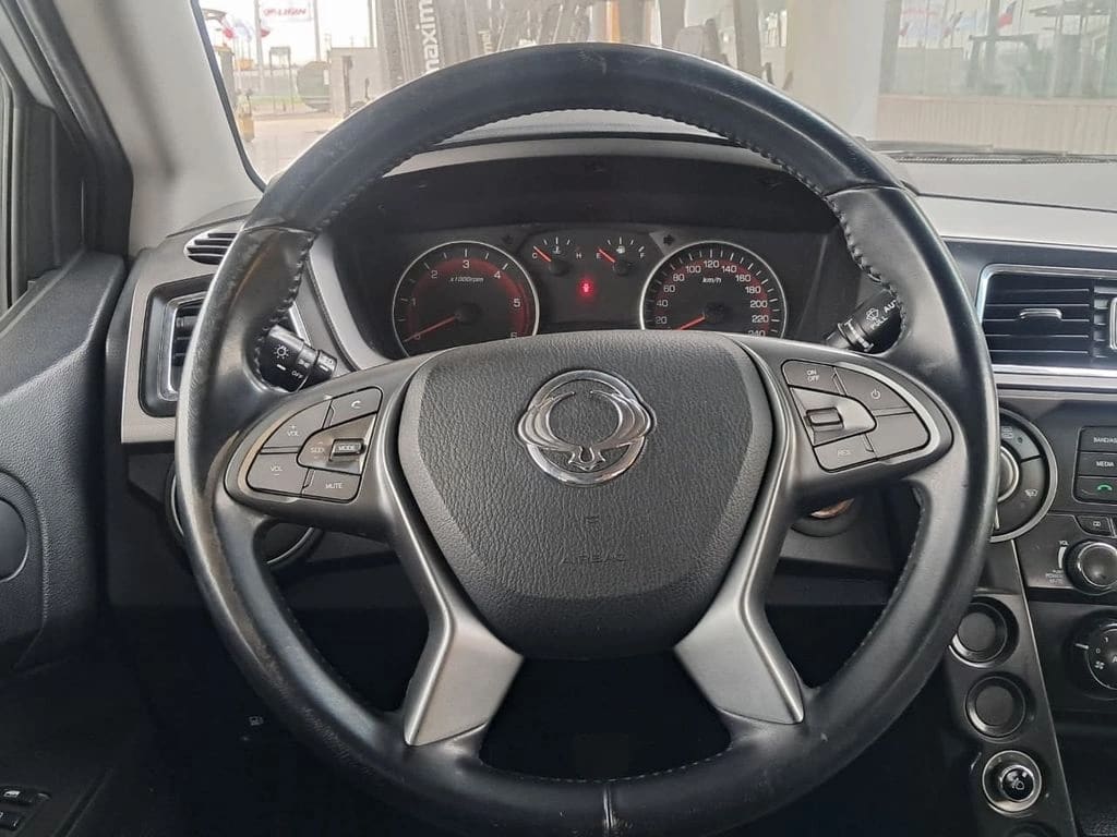 Ssangyong Actyon Sports 2.2 Mt 4x2 año 2020