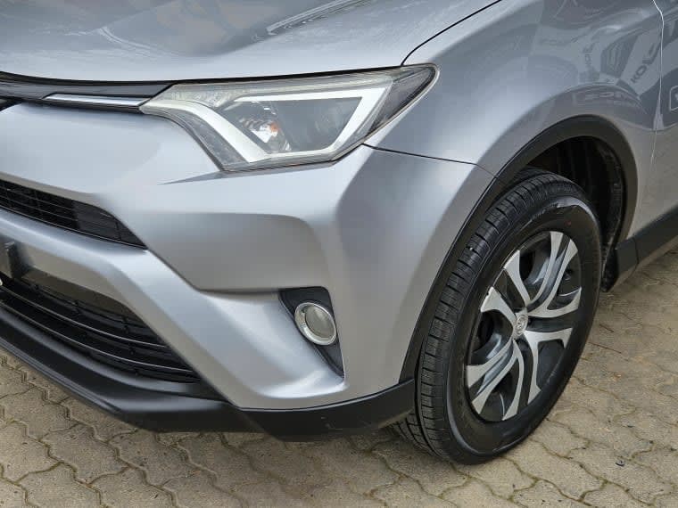 Toyota Rav4 2.0 Std Mt año 2019