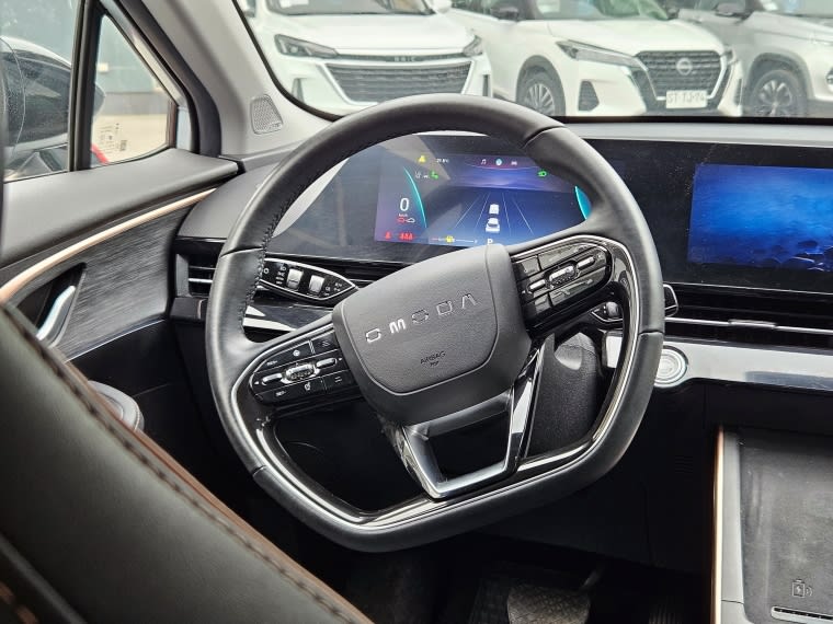 Omoda C5 1.5 T Luxury At año 2024