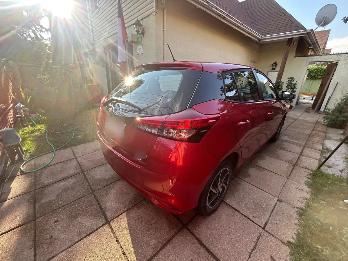 TOYOTA YARIS 1.5 Sedan Xli C Mt año 2022