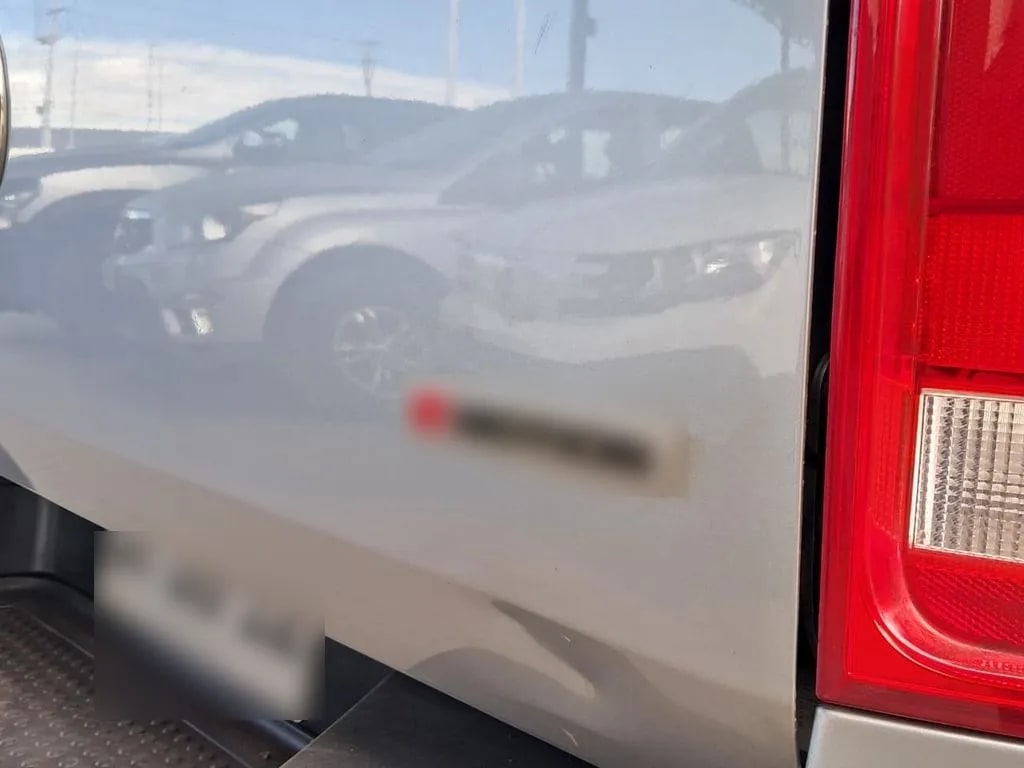 Volkswagen Amarok Comfortline 2.0 At 4x4 año 2023
