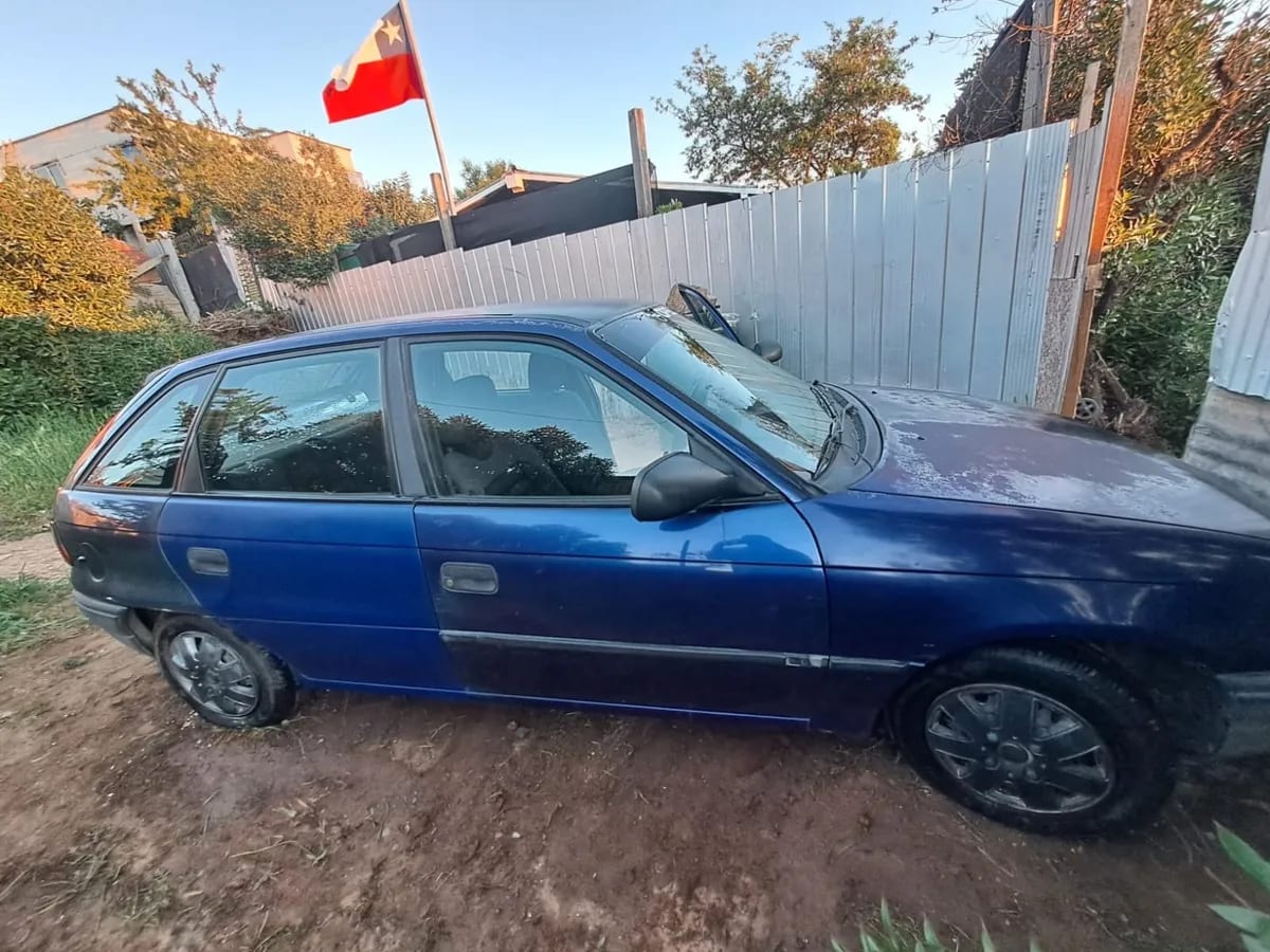 OPEL ASTRA 1.4 Gl 60 Hp Mt año 1996