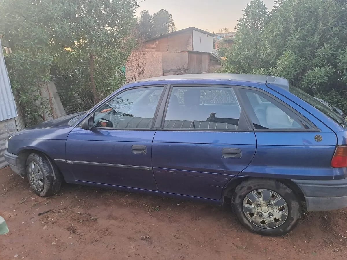 OPEL ASTRA 1.4 Gl 60 Hp Mt año 1996