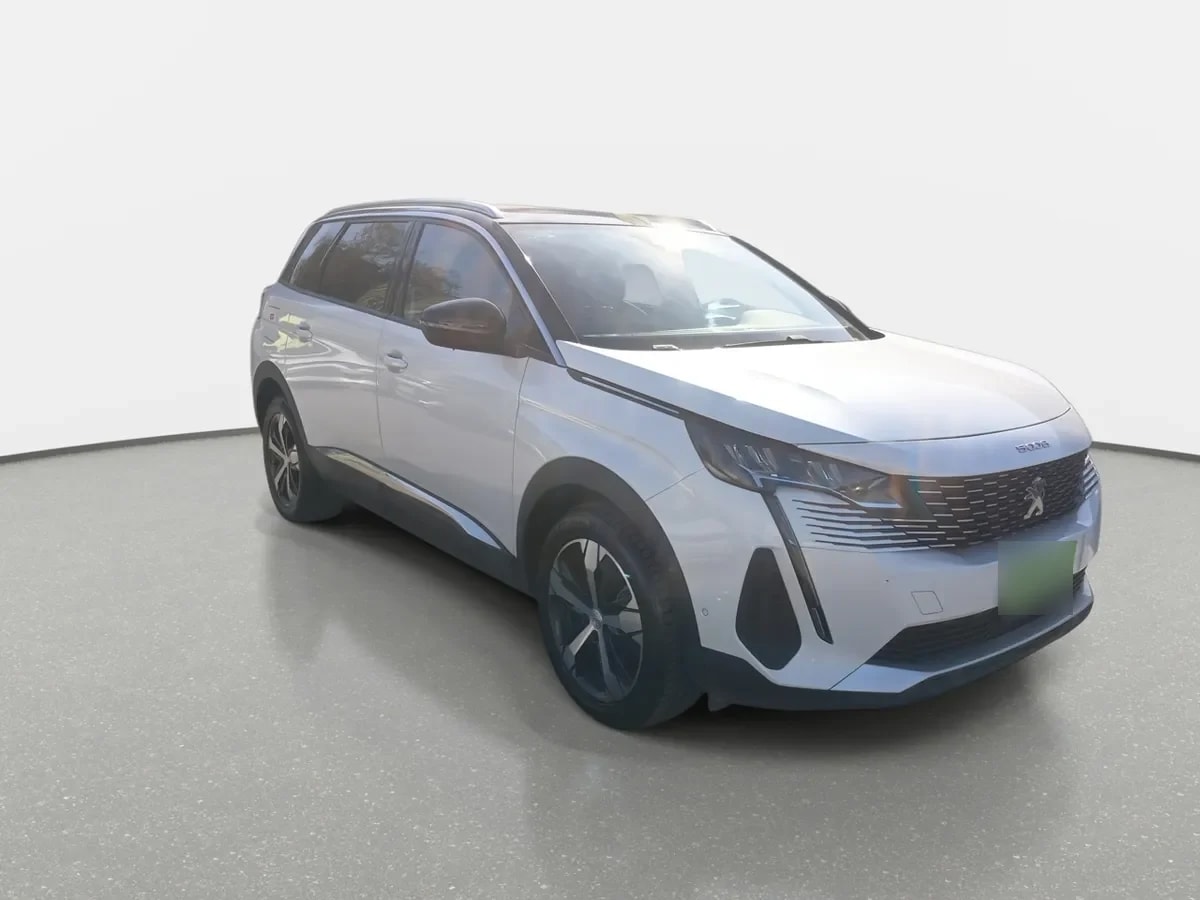 Peugeot 5008 1.5 Allure Pack Bluehdi 130 4x2 Eat8 5p año 2024