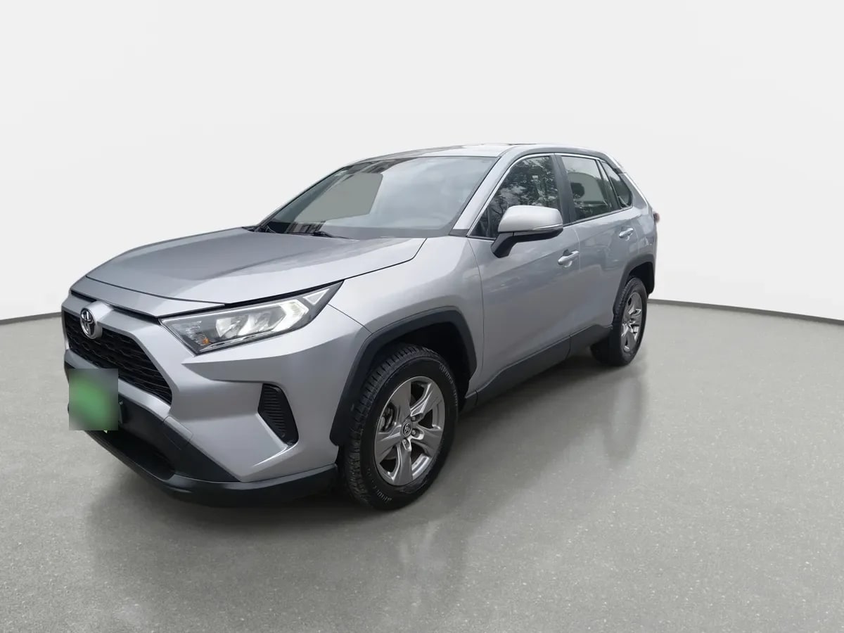 Toyota Rav 4 2.0 Le 4x2 Cvt At 5p año 2023