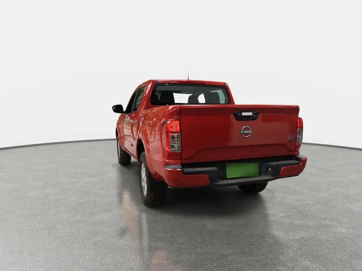 Nissan Navara 2.3d Xe Diesel 4x2 Dob.cab. Mt 4p año 2024