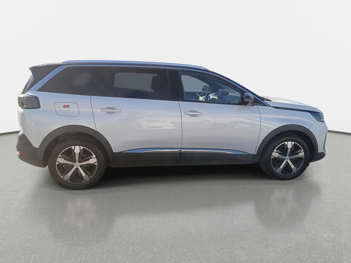 Peugeot 5008 1.5 Allure Pack Bluehdi 130 4x2 Eat8 5p año 2024