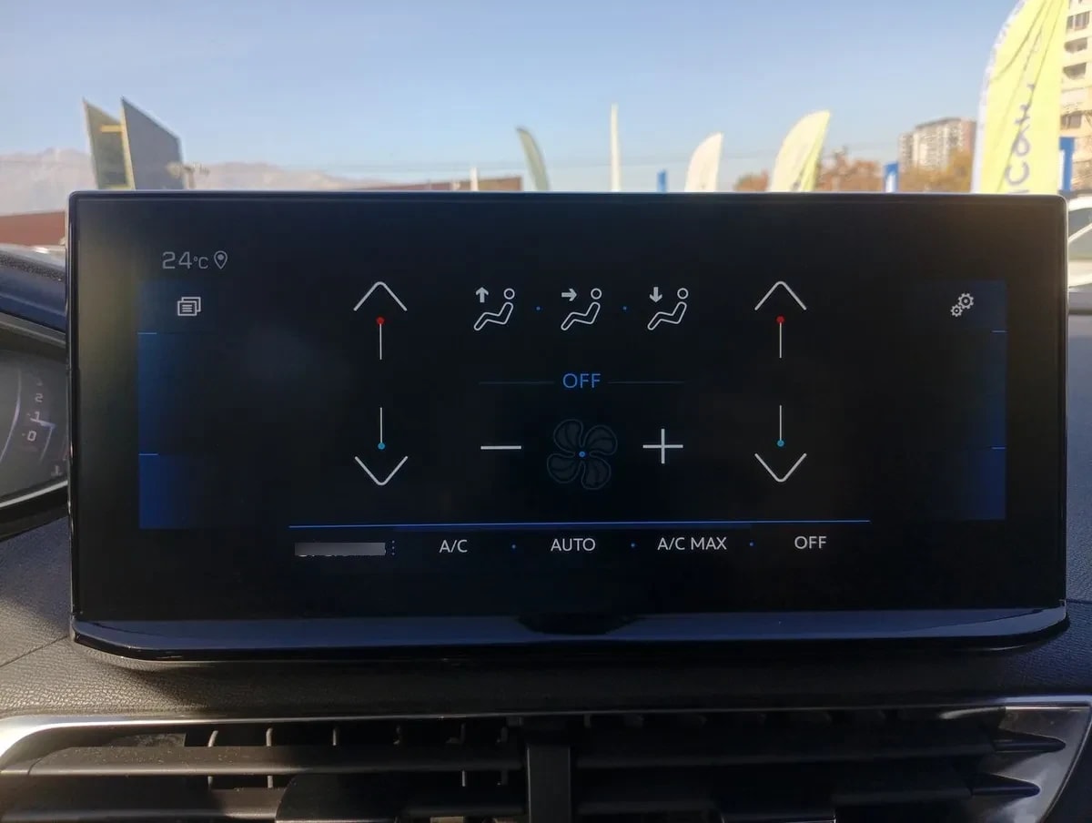 Peugeot 5008 1.5 Allure Pack Bluehdi 130 4x2 Eat8 5p año 2024
