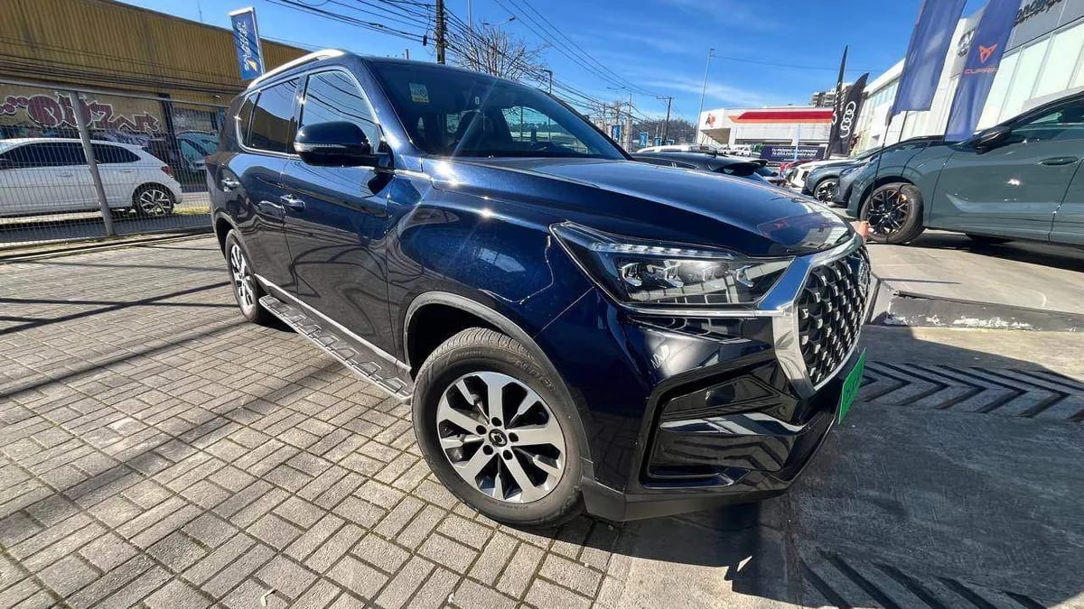 Ssangyong Rexton 2.2t Glx Diesel 4x2 6ab Nueva Radio 8at 5p año 2025