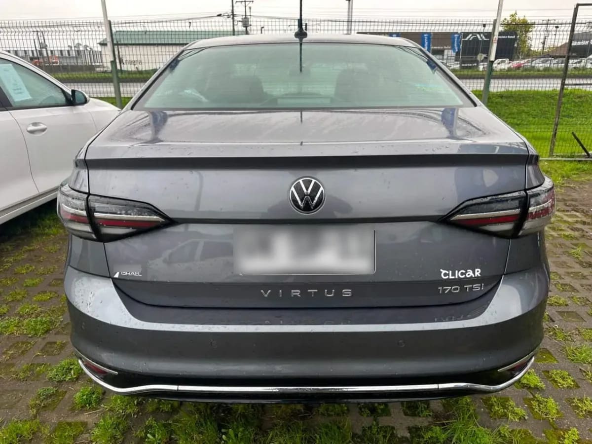 Volkswagen Virtus 1.0 Tsi Comfortline Plus 4x2 At 4p año 2026