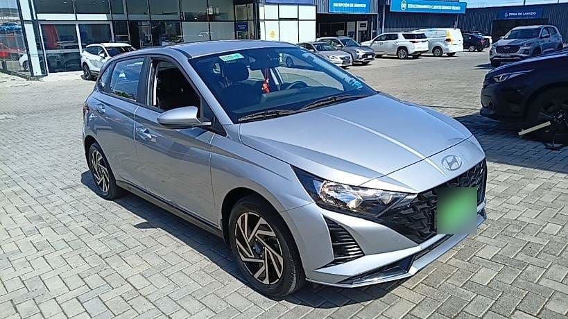 Hyundai I20 1.4 Plus Fl Bi3 4x2 Hb Mt 5p año 2025