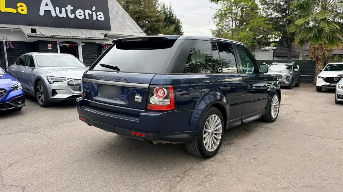 Land Rover Range Rover Sport 3.0 Se año 2013