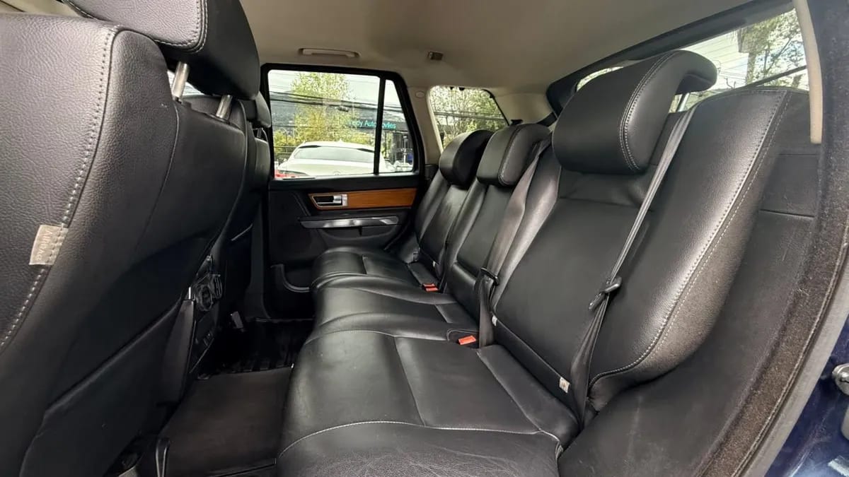 Land Rover Range Rover Sport 3.0 Se año 2013