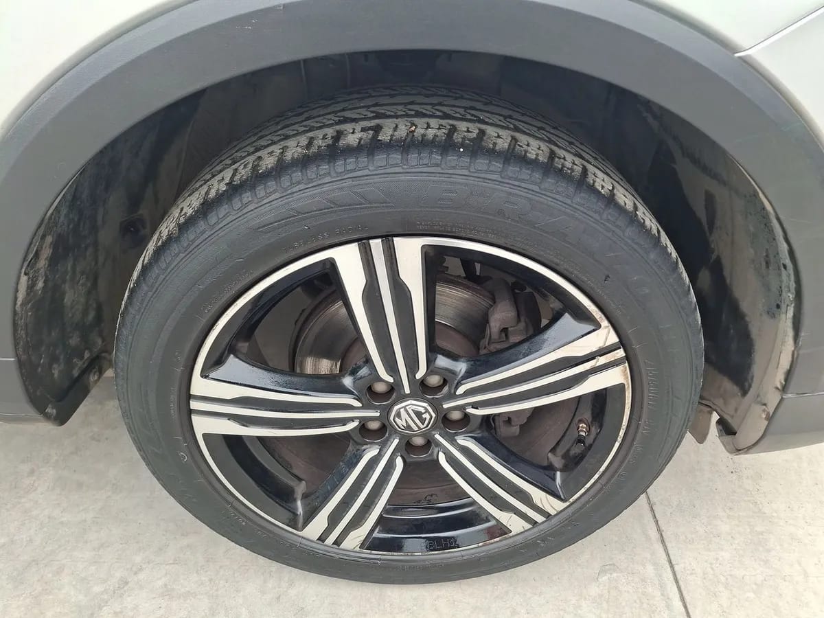 MG Mg Zs 1.5 Comfort 4x2 At 5p año 2020