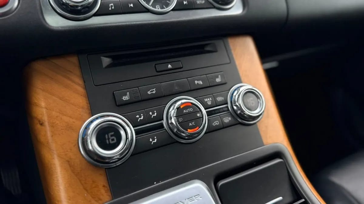 Land Rover Range Rover Sport 3.0 Se año 2013