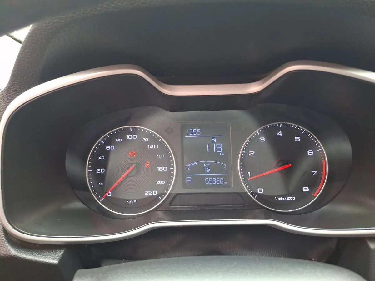 MG Mg Zs 1.5 Comfort 4x2 At 5p año 2020