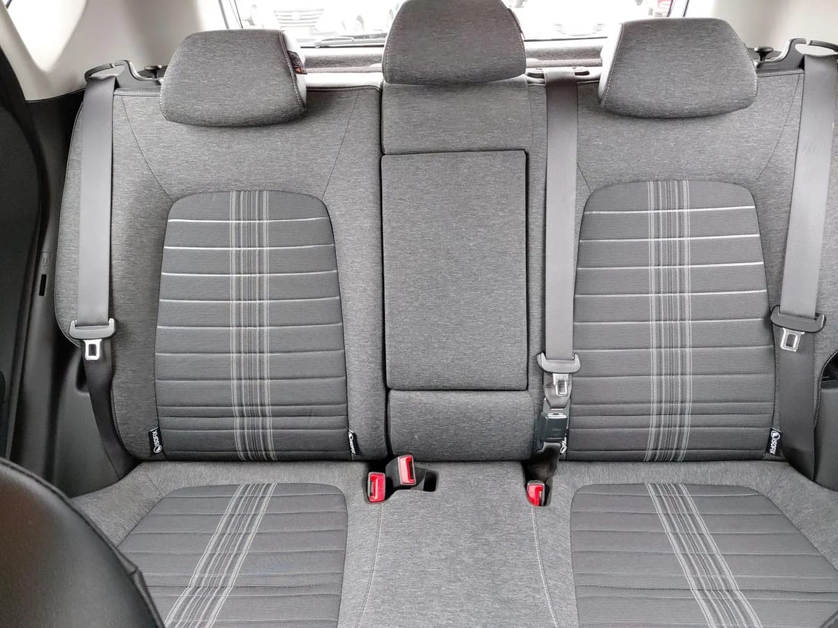 Kia Sonet 1.5 Ex 4x2 Ivt Ri At 5p año 2025