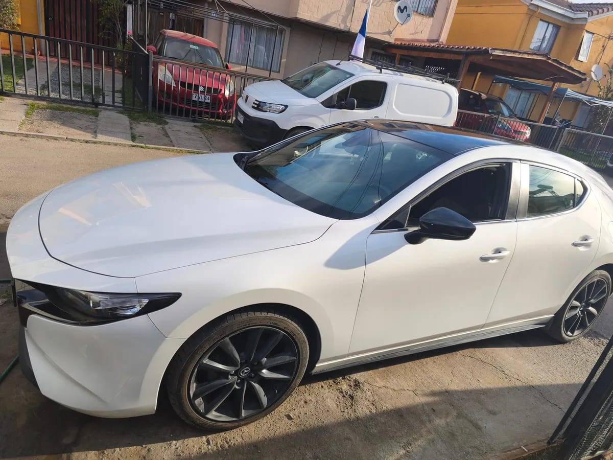 MAZDA MAZDA3 2.0 S 7g Mt año 2022