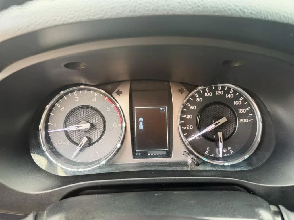 Toyota Hilux Hilux Dc 4x4 2.4 D Dx Mt año 2024