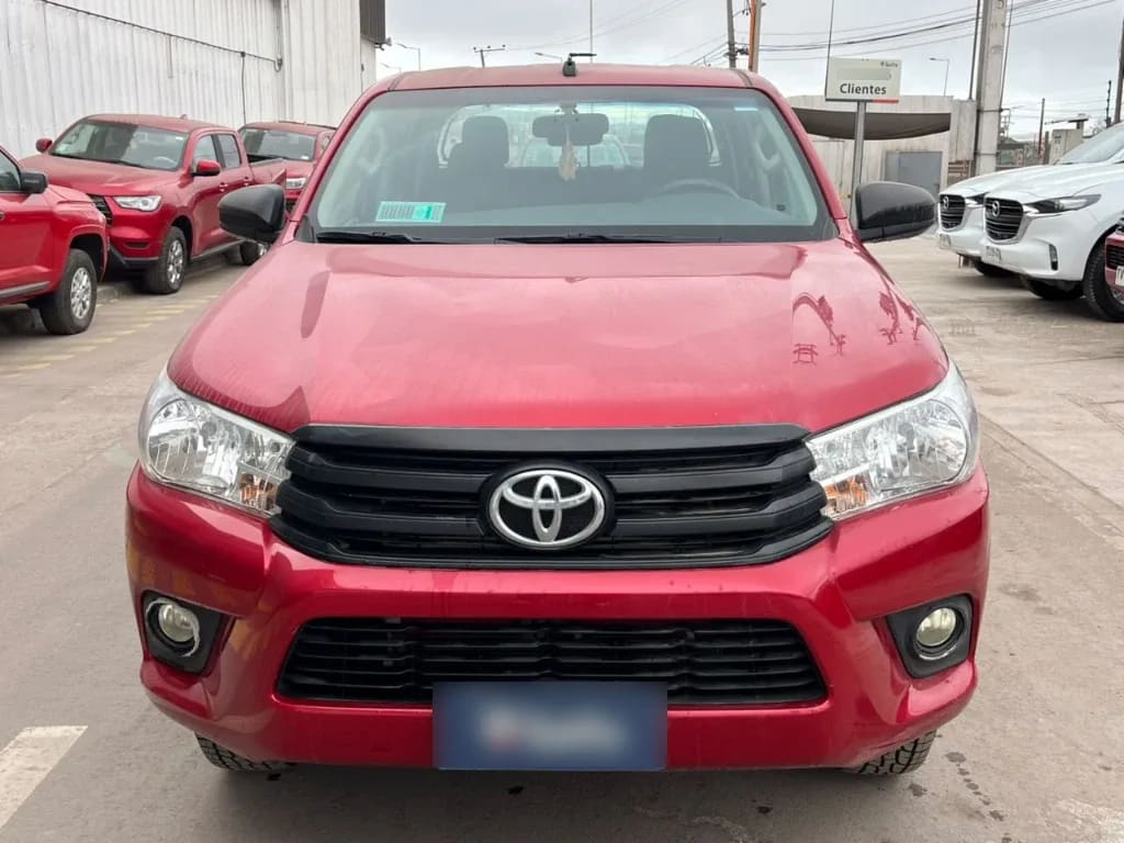 Toyota Hilux Dc 4x4 2.4 D Dx Mt año 2024