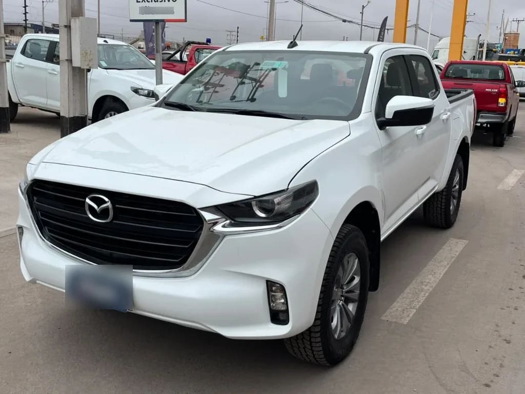 Mazda Bt-50 4x4 6at 3.0 año 2023