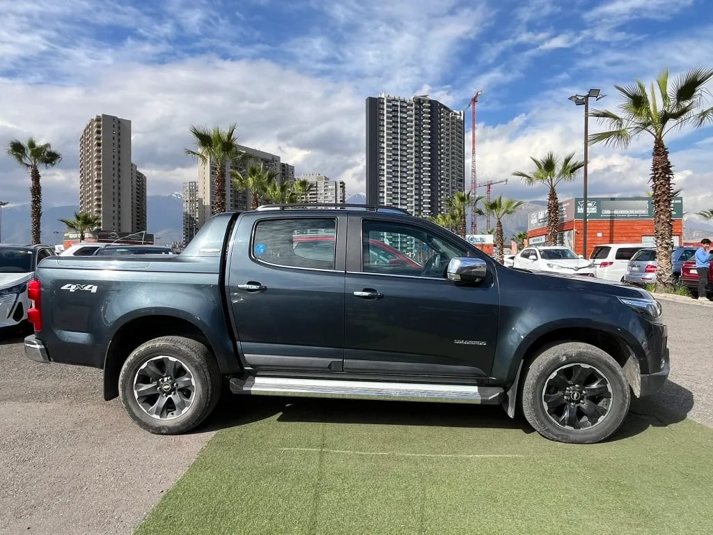 Chevrolet Colorado 2.8 Ctdi 4x4 Hc At 4p año 2024
