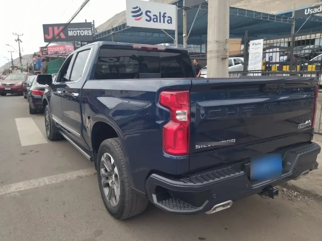 Chevrolet Silverado 3.0 High Country 4x4 At 4p año 2023
