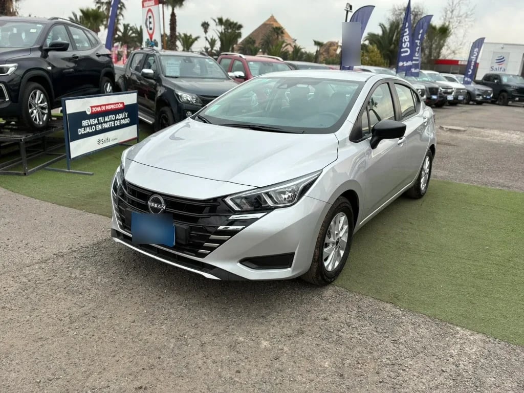 Nissan Versa 1.6 Sense 4x2 Mt 4p año 2025