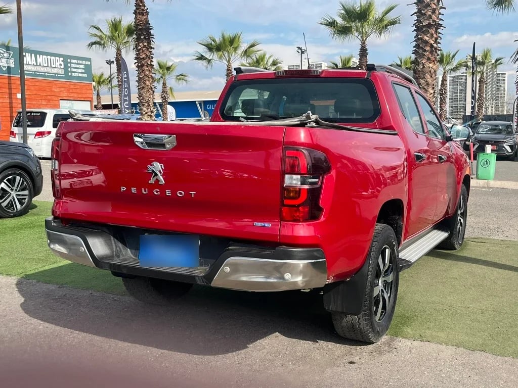 Peugeot Landtrek 2.2 Action4 Bluehdi Diesel 4x4 180hp At 4p año 2024
