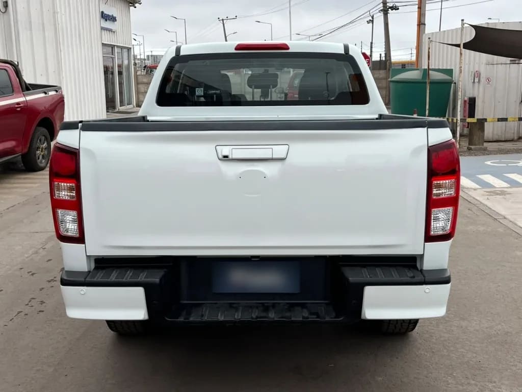 Mazda Bt-50 4x4 6at 3.0 año 2023