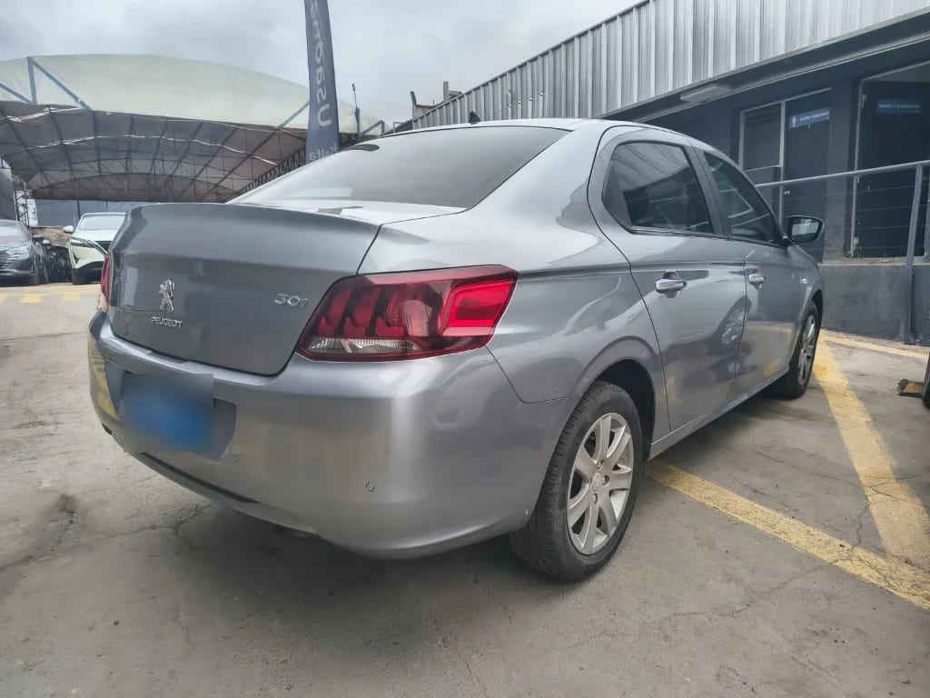 Peugeot 301 1.6 Allure Hdi 92 Mt Diesel año 2022