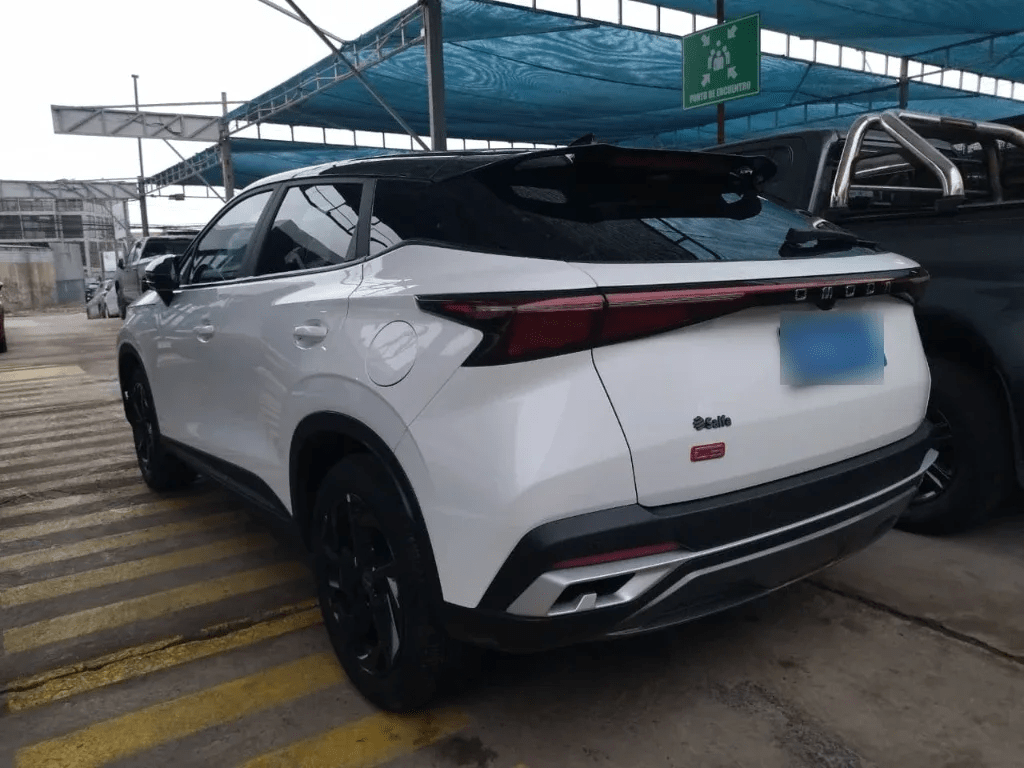 Omoda C5 1.6t Prestige 4x2 Dct At 5p año 2026