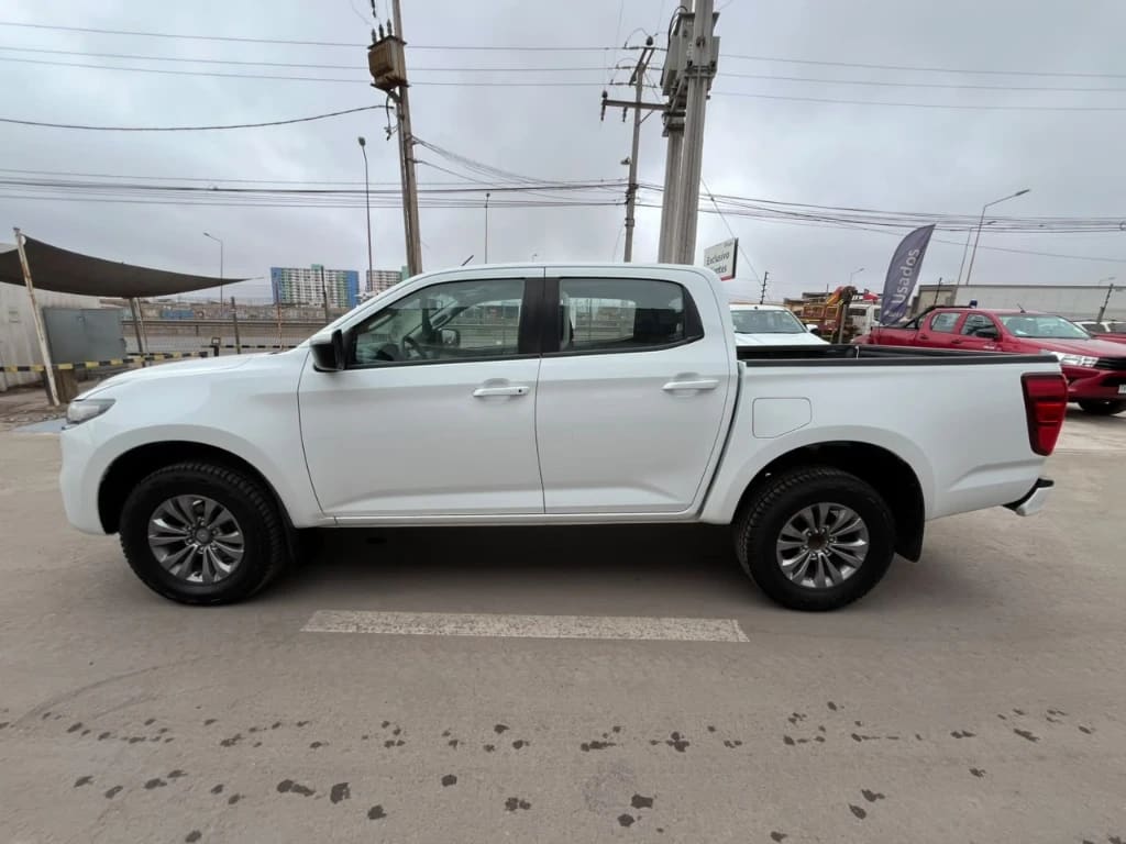 Mazda Bt-50 4x4 6at 3.0 año 2023