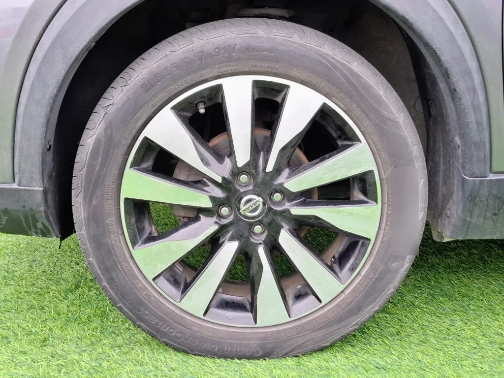 Nissan Kicks 1.6 Sense 4x2 Mt 5p año 2021