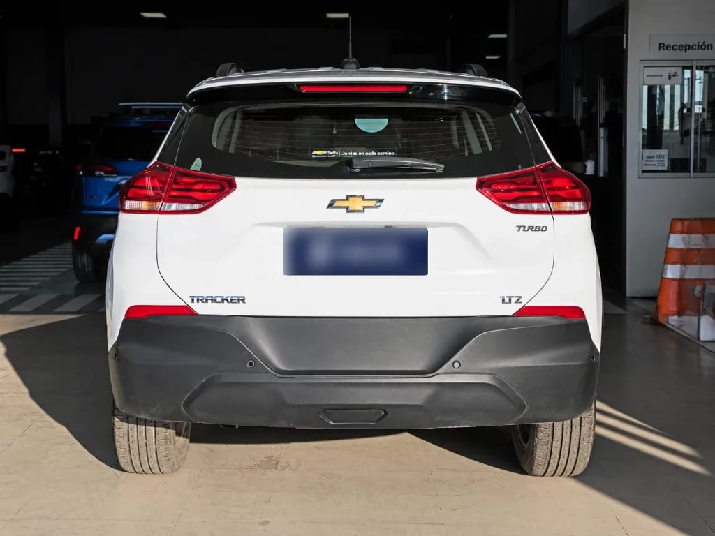 Chevrolet Tracker 1.2t Ltz Fwd Mt 5p año 2022