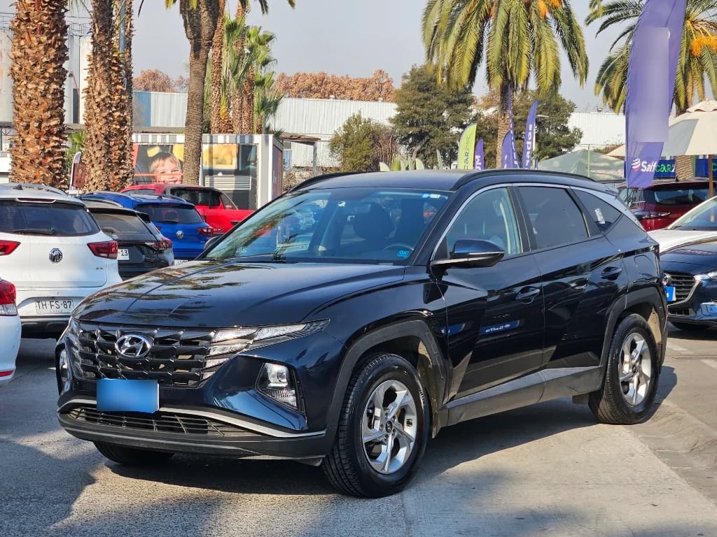 Hyundai Tucson 2.0 Nx4 Plus 2wd Mt 5p año 2023