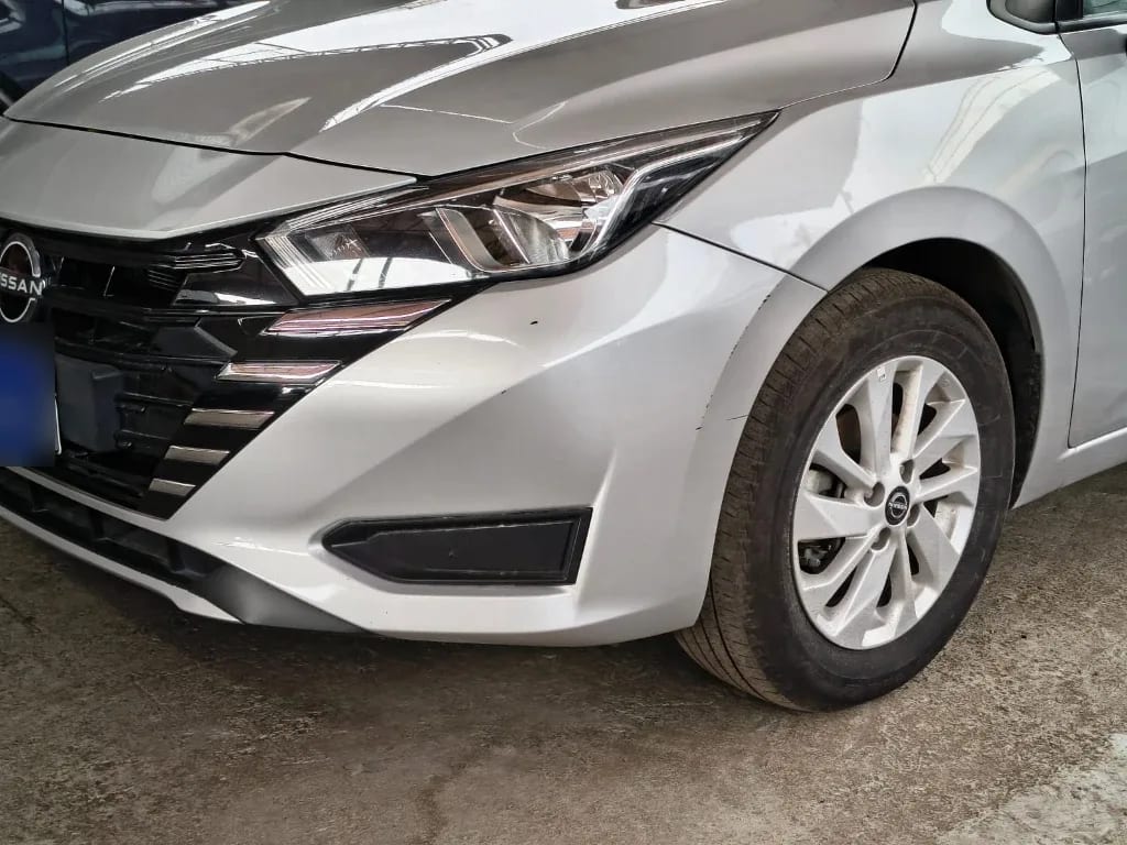 Nissan Versa 1.6 Sense 4x2 Mt 4p año 2025