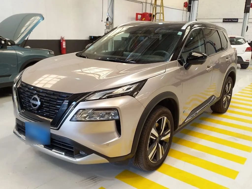 Nissan X-Trail 1.5 E-Power Exclusive Hybrid 4x4 Cvt At 5p año 2025
