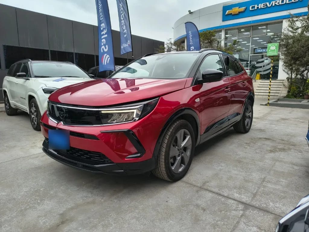 Opel Grandland 1.2t Gs Line 4x2 At 5p año 2025