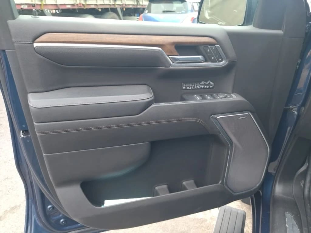 Chevrolet Silverado 3.0 High Country 4x4 At 4p año 2023
