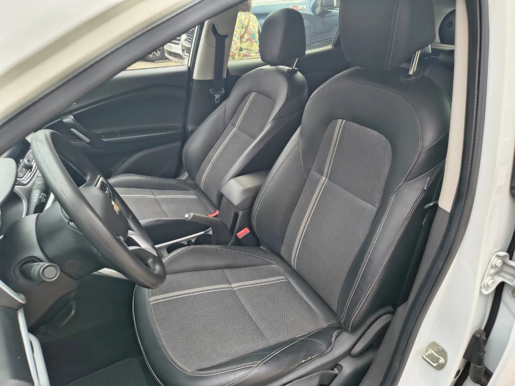 Chevrolet Tracker 1.2t Ltz Fwd Mt 5p año 2021