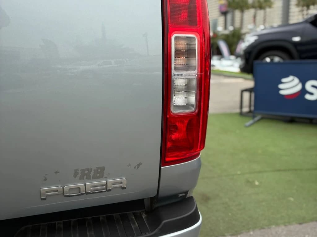 Great Wall Poer 2.0 Elite Mt Diesel año 2024
