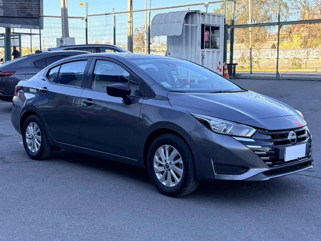 Nissan Versa Sense 1.6 Mt 4x2 año 2025
