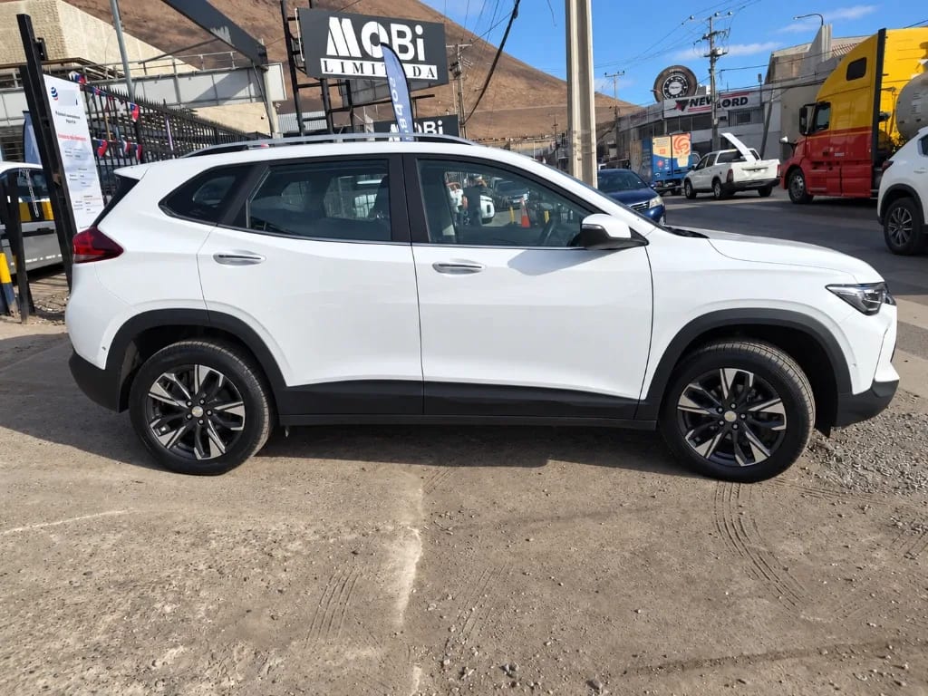 Chevrolet Tracker 1.2t Premier At S (c) año 2025