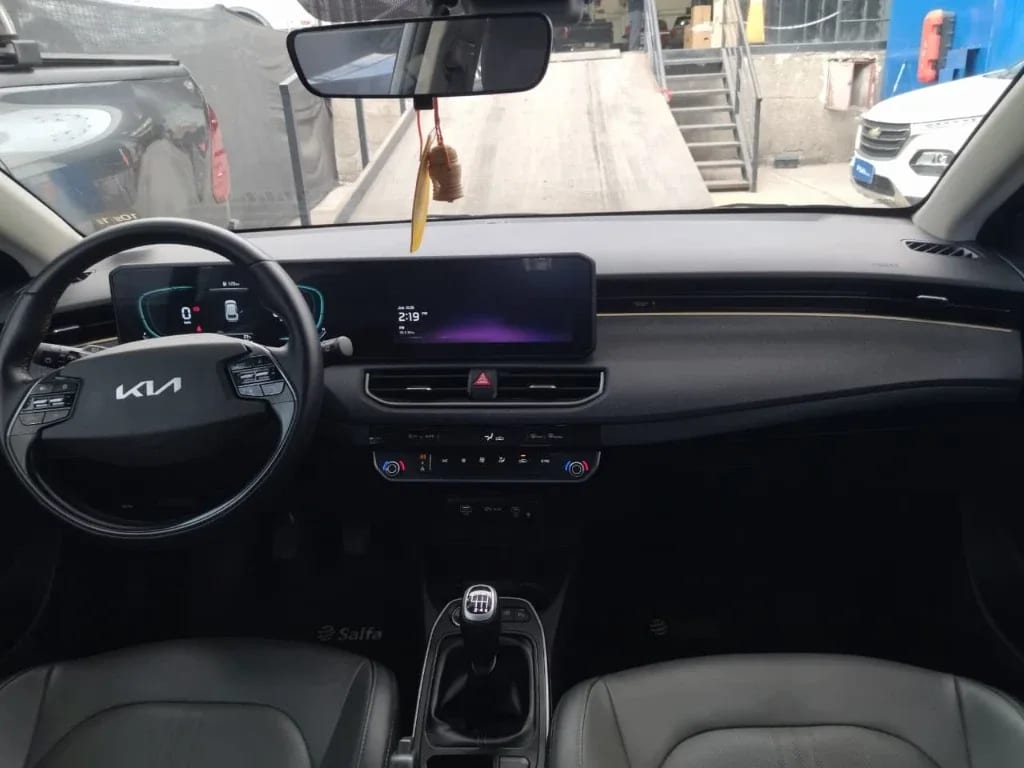 Kia K3 Cross Ex 16l 6mt Full año 2025